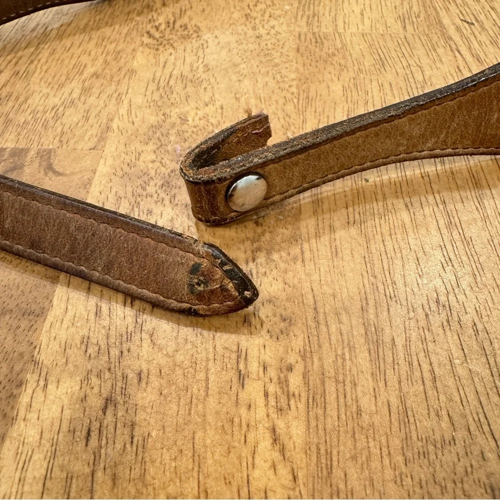 N/A brown leather